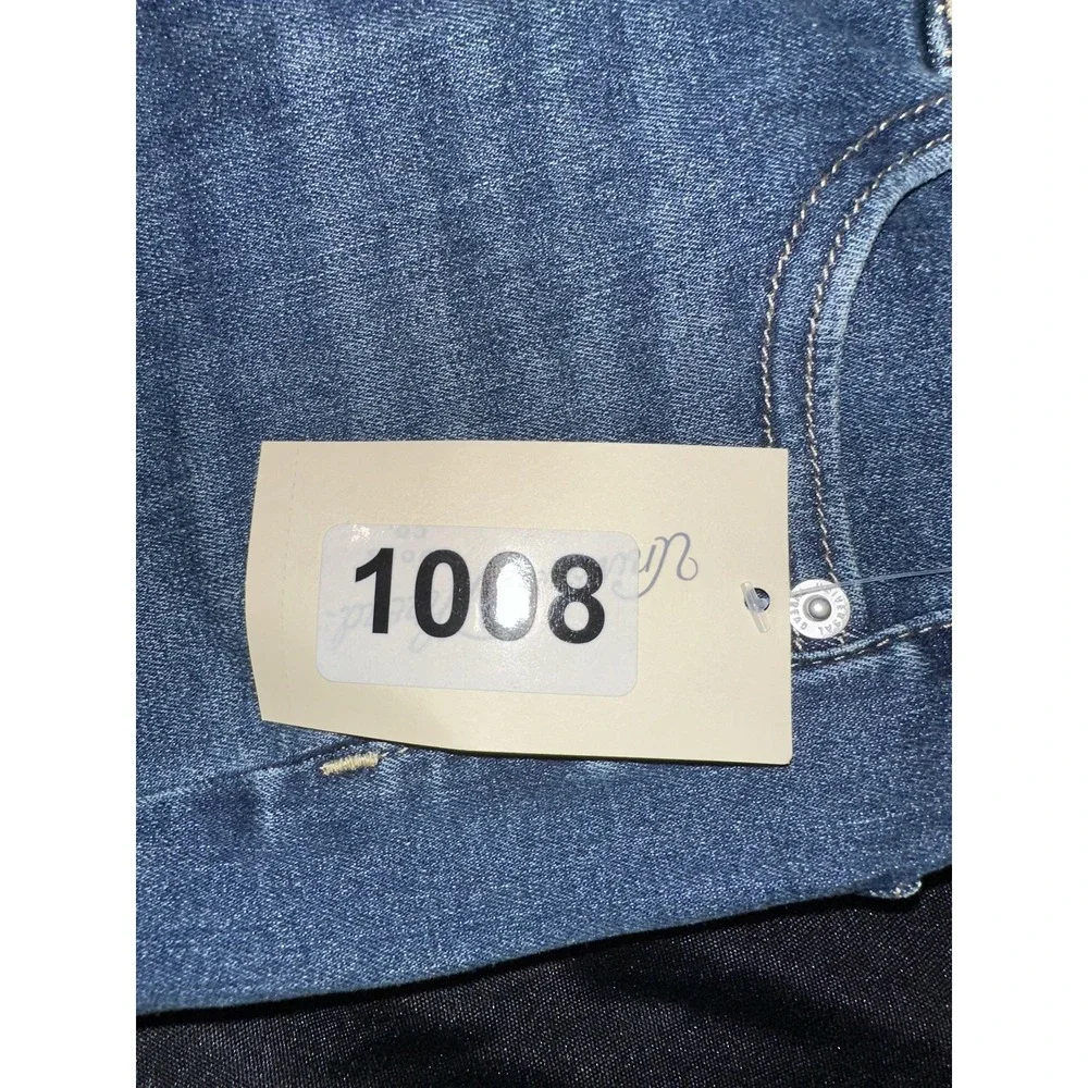 Universal Thread high rise